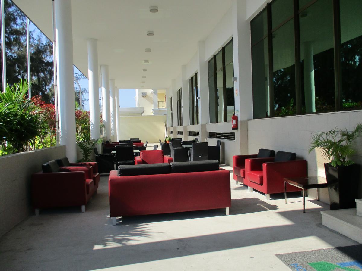 Hotel Restinga Lobito Esterno foto